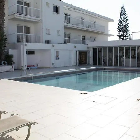 Hotel L'eros Ajia Napa