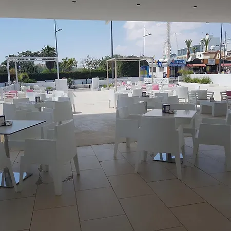 L'eros Hotel *