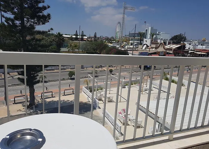 L'eros Szálloda Ajía Nápa